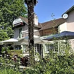 Logis Du Neez Hotel
