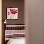 Hotel Logis Hostellerie Du Neez 2*