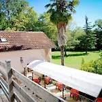 Hotel Logis Hostellerie Du Neez