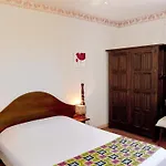 Hotel Logis Hostellerie Du Neez 2*