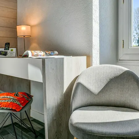 Logis Hostellerie Du Neez Gan