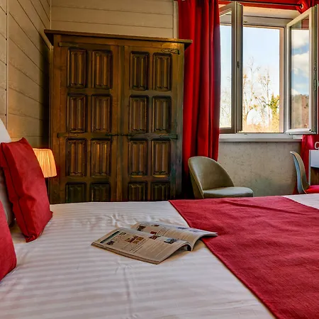 Logis Hostellerie Du Neez 2* Gan