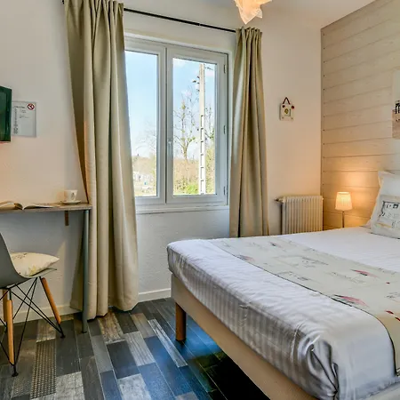 Logis Du Neez فندق Gan