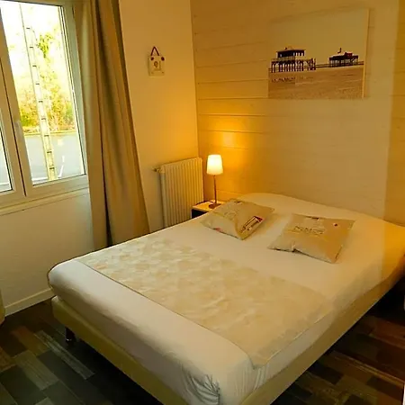 Logis Du Neez Gan