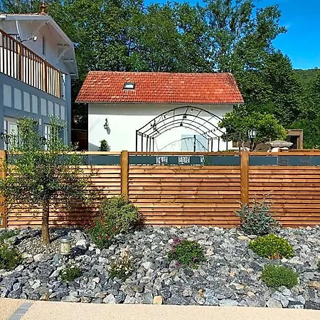 Logis Du Neez 2* Gan