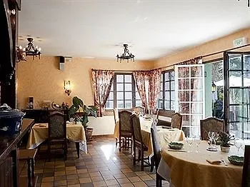 Logis Du Neez Hotell 2*