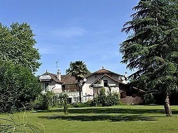Logis Du Neez 2*