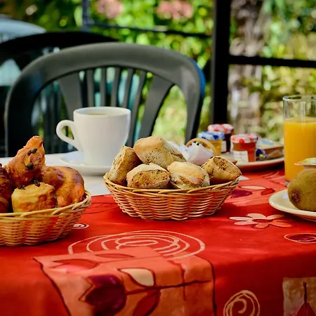 Logis Hostellerie Du Neez 2*