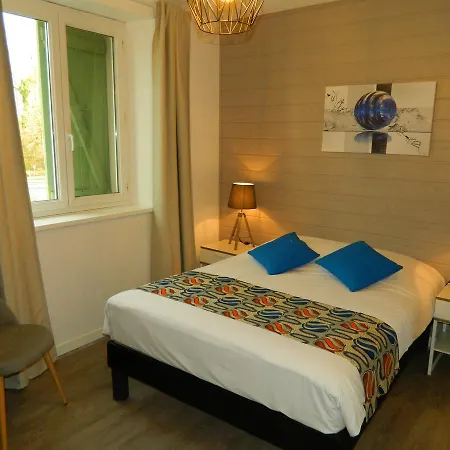 Logis Hostellerie Du Neez 2* Gan
