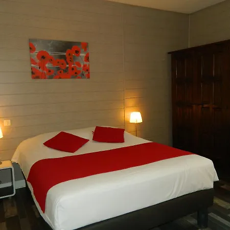 Logis Du Neez فندق Gan