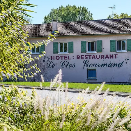 فندق Logis Du Neez 2*