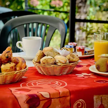 فندق Logis Du Neez