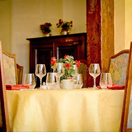 Logis Hostellerie Du Neez Hotel