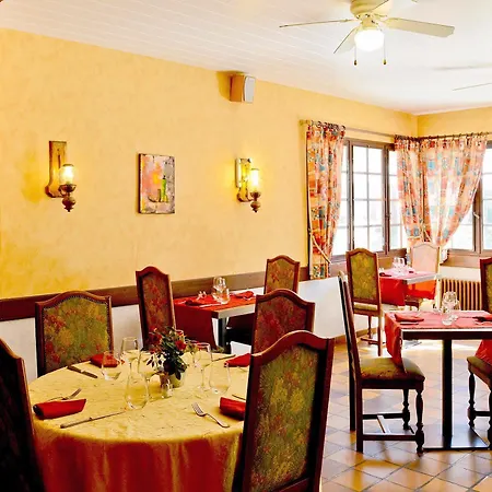 Logis Hostellerie Du Neez Hotel