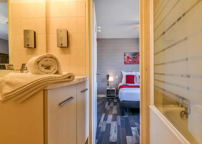 Отель Logis Du Neez