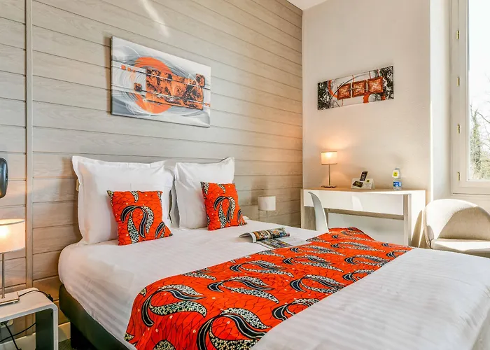 Отель Logis Du Neez 2*