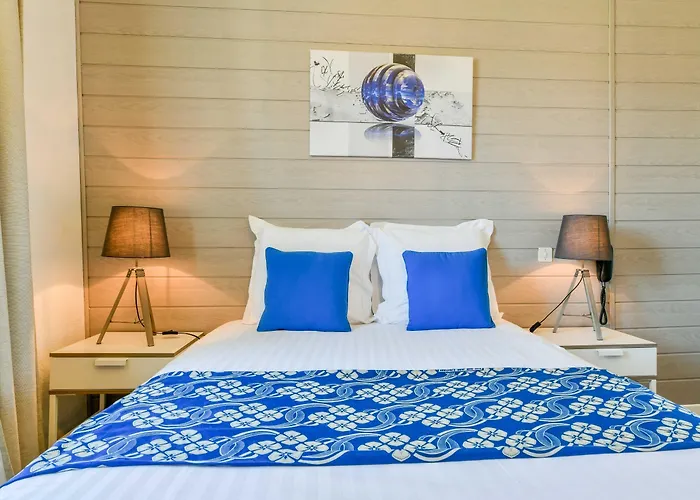 Logis Du Neez Отель