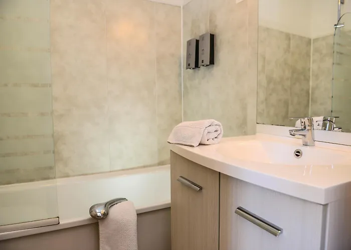 Отель Logis Du Neez 2*