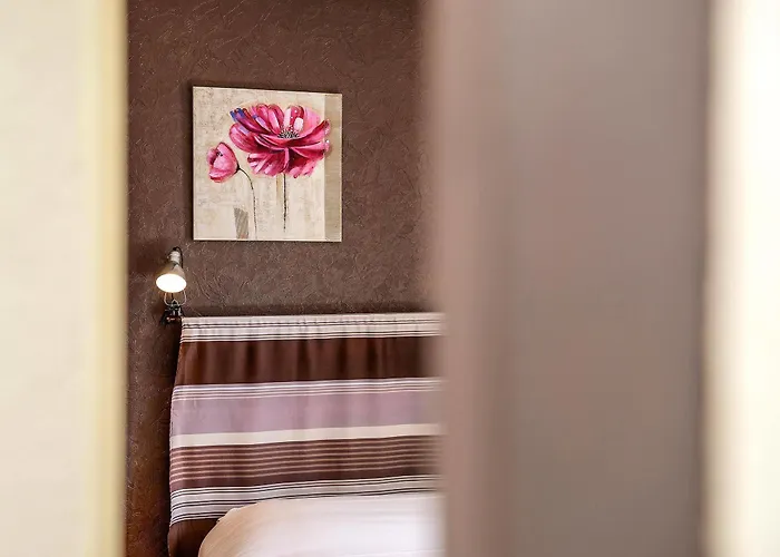 Отель Logis Du Neez 2*