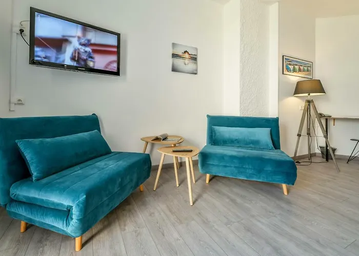 Отель Logis Du Neez